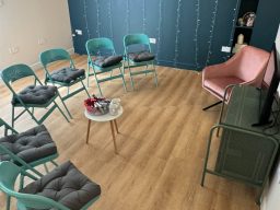 Therapy space to hire