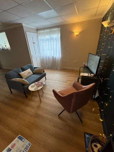  Pregnancy Classes, Baby Massage and Baby Yoga